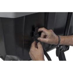 Baule Box Per Gancio Traino MENABO' MIZAR Per ALCOR 3 E 4 -Vendite PERUZZO baule box per gancio traino menabo mizar per alcor 3 e 4 7