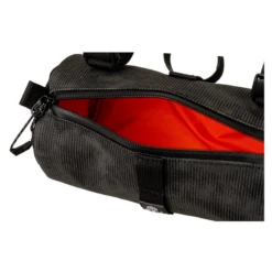 Borsa Bikepacking Al Manubrio AGU VENTURE ROLL 1,5 Litri Hi-Vis -Vendite PERUZZO borsa bikepacking al manubrio agu venture roll 15 litri hi vis 4