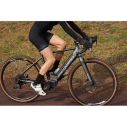 Gravel E-bike MEGAMO KANSAS 1x11v Motore 250W 65 Nm Batteria 504 Wh -Vendite PERUZZO gravel e bike megamo kansas 1x11v motore 250w 65 nm batteria 504 wh 6