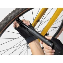 Pompa Tascabile TOPEAK Minipompa Gravel 2Stage 6 Bar/90 Psi 6 Pompa Tascabile TOPEAK Minipompa Gravel 2Stage 6 Bar/90 Psi -Vendite PERUZZO pompa tascabile topeak minipompa gravel 2stage 6 bar90 psi 1