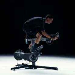 Smart Bike Wahoo KICKR BIKE 2023 14 Smart Bike Wahoo KICKR BIKE 2023 -Vendite PERUZZO samrt bike wahoo kickr bike 3